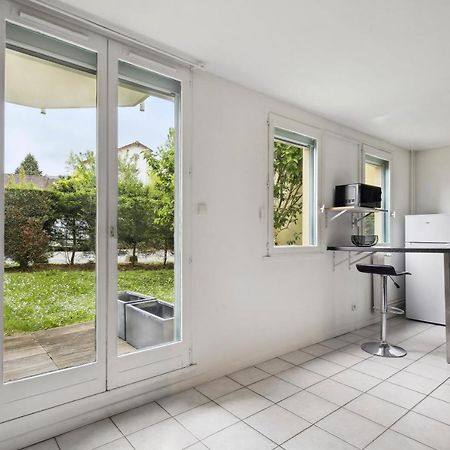 Le Glatigny- Chesnay Apartment Льо Шене Екстериор снимка